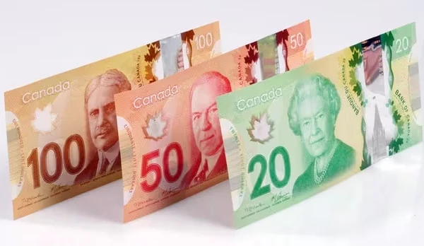 Does Canada’s Maple Syrup Banknote Really Smell? Truth Revealed